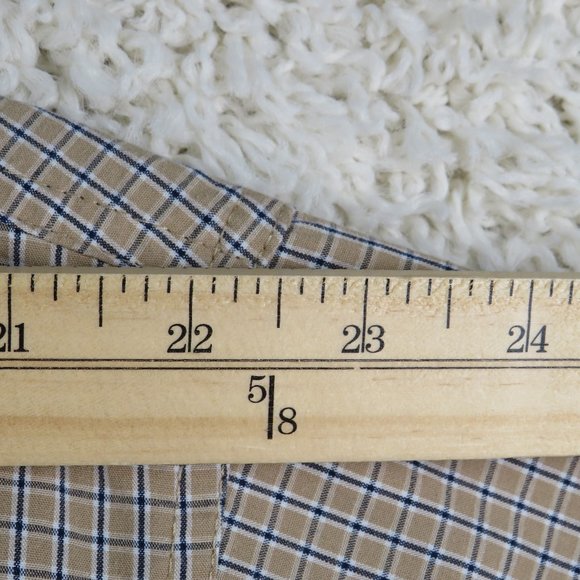 Wrangler* Men's Short Sleeve Button Down Curved Hem Pocket Plaid Shirt~ Large - Picture 9 of 14